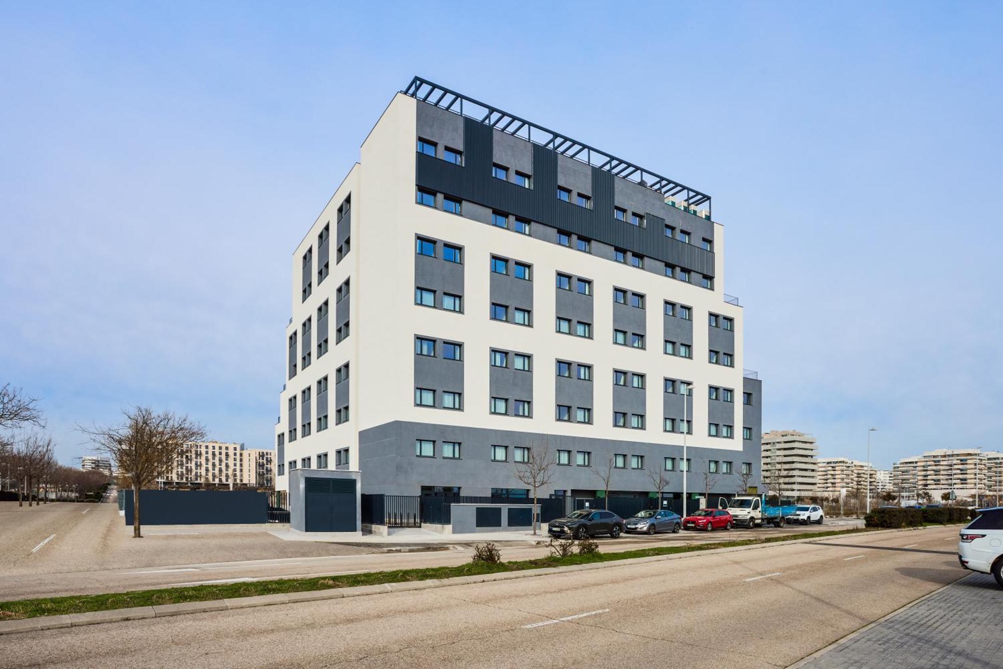 Ibis Styles Airport Valdebebas Hotel 3*
